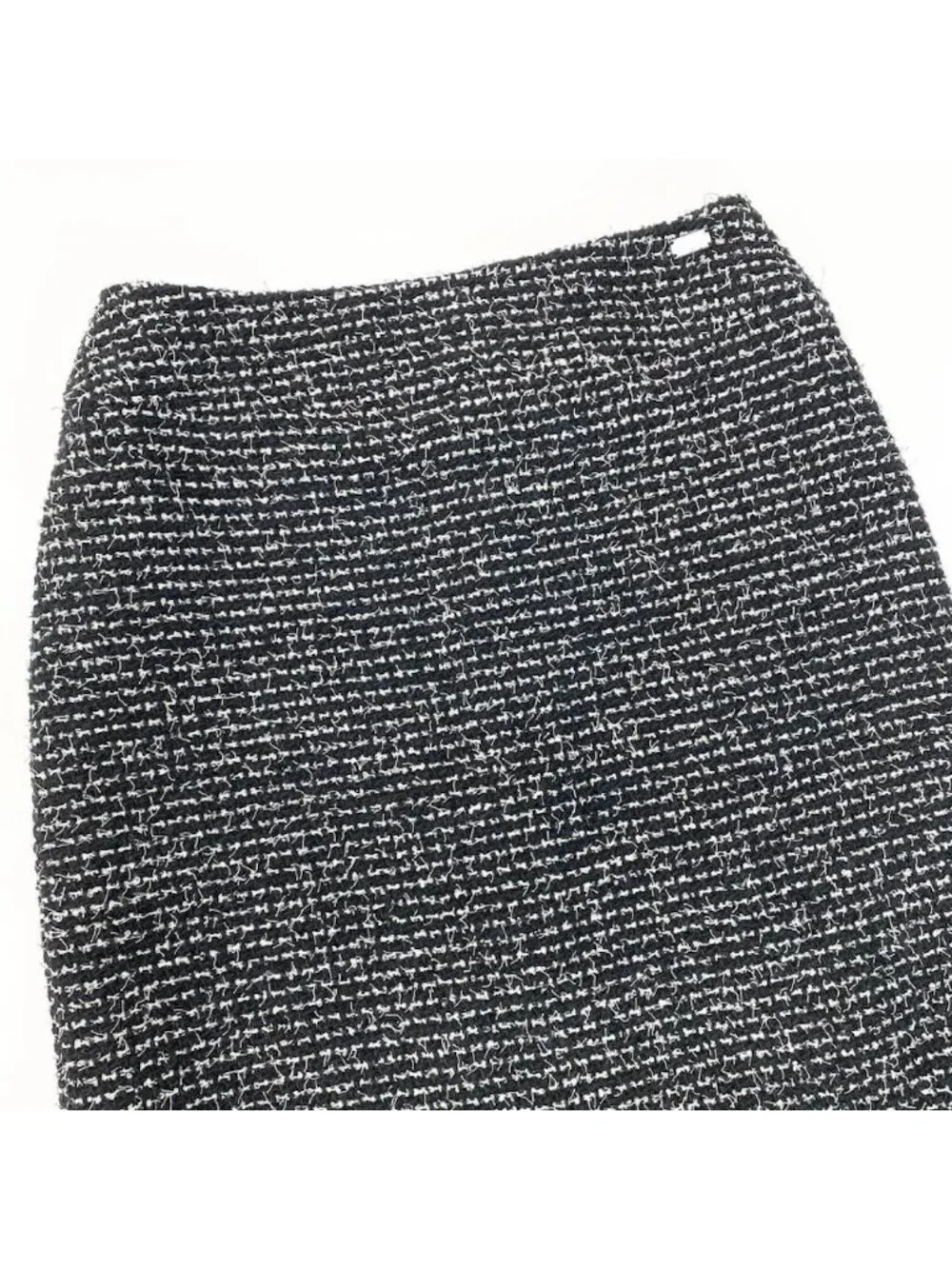 Chanel Vintage Tweed Skirt Knee Length Logo Plate White Wool